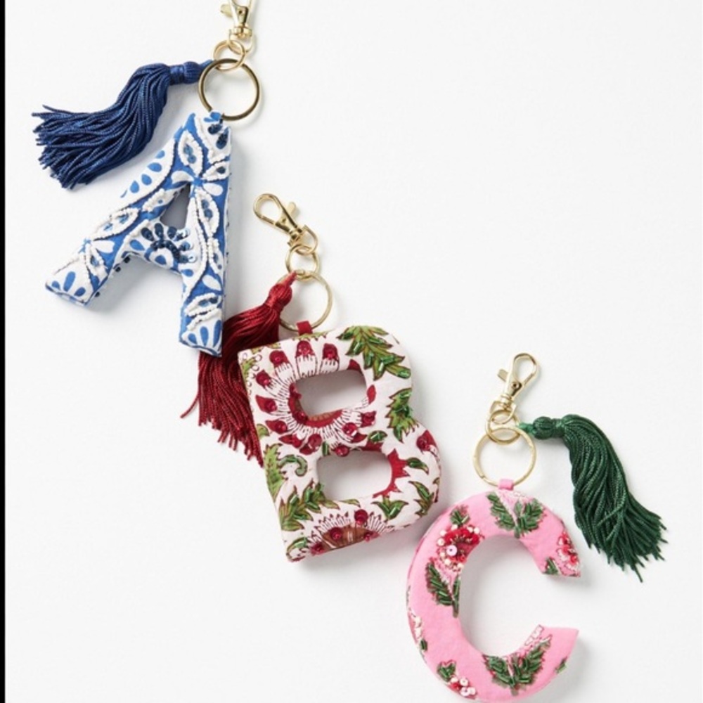 New🌟Anthropologie-Monogram Keychain-N